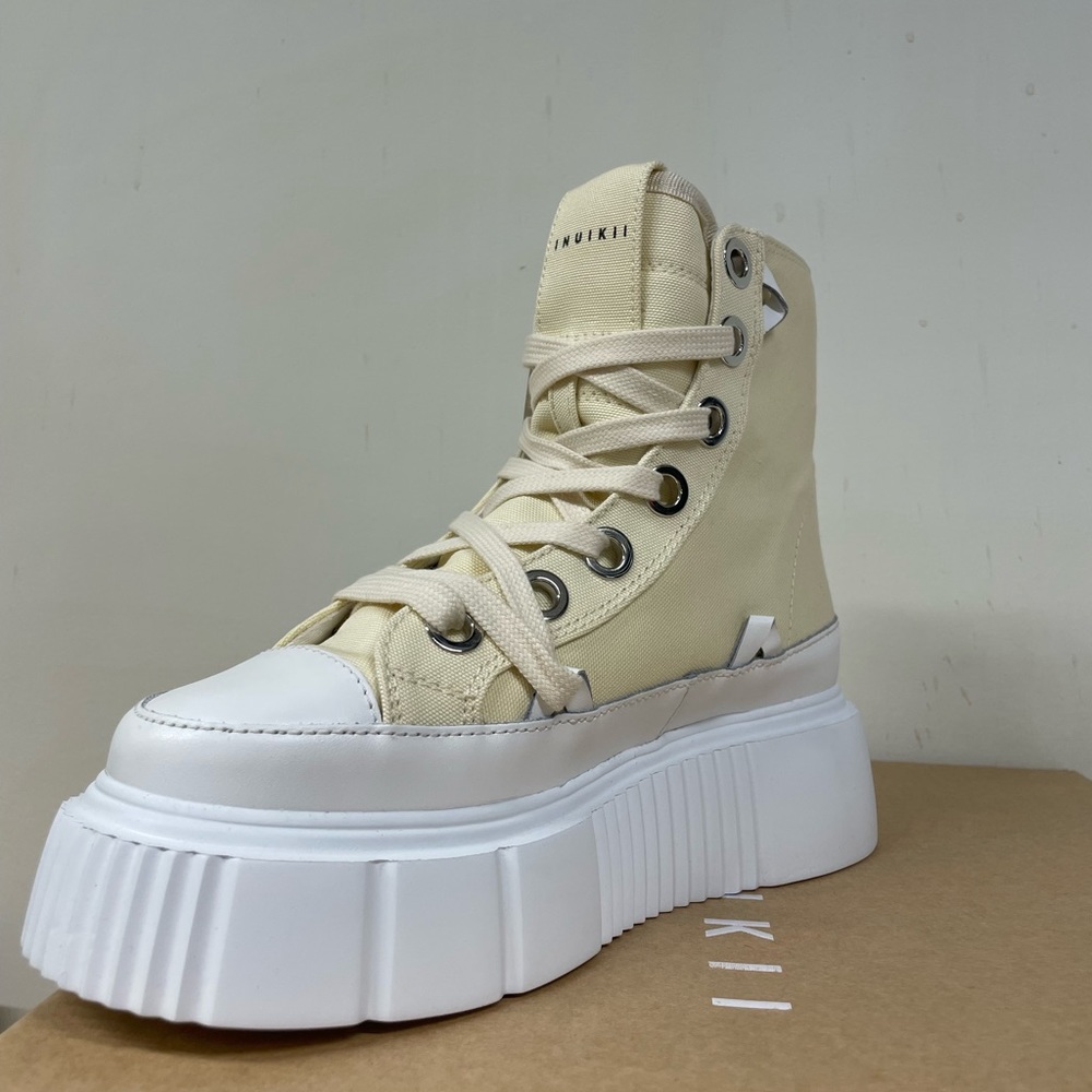 Inuikii Beige Matilda Canvas High 23 Sneaker